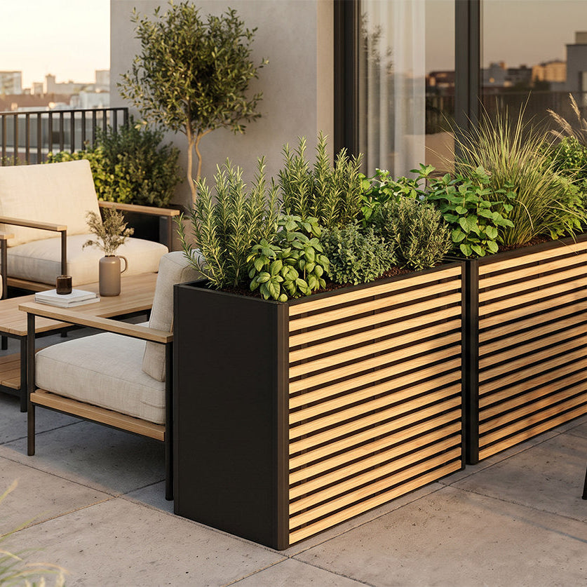 Living L — Design-Hochbeet aus Stahl und Kiefer